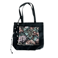 Image 1 of Sac Tapisserie en noir // Tapestry Tote in Black 