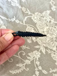 Image 1 of Broche - bakelite noire