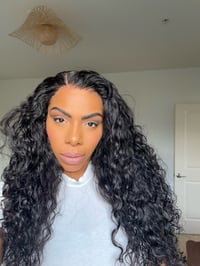 Image 5 of 24 inch WATERWAVE 360 LACE WIG with INVISISTRAP