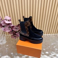 Image 2 of Lou pull on boots 