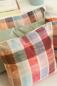 Image 2 of Coussin haik 9