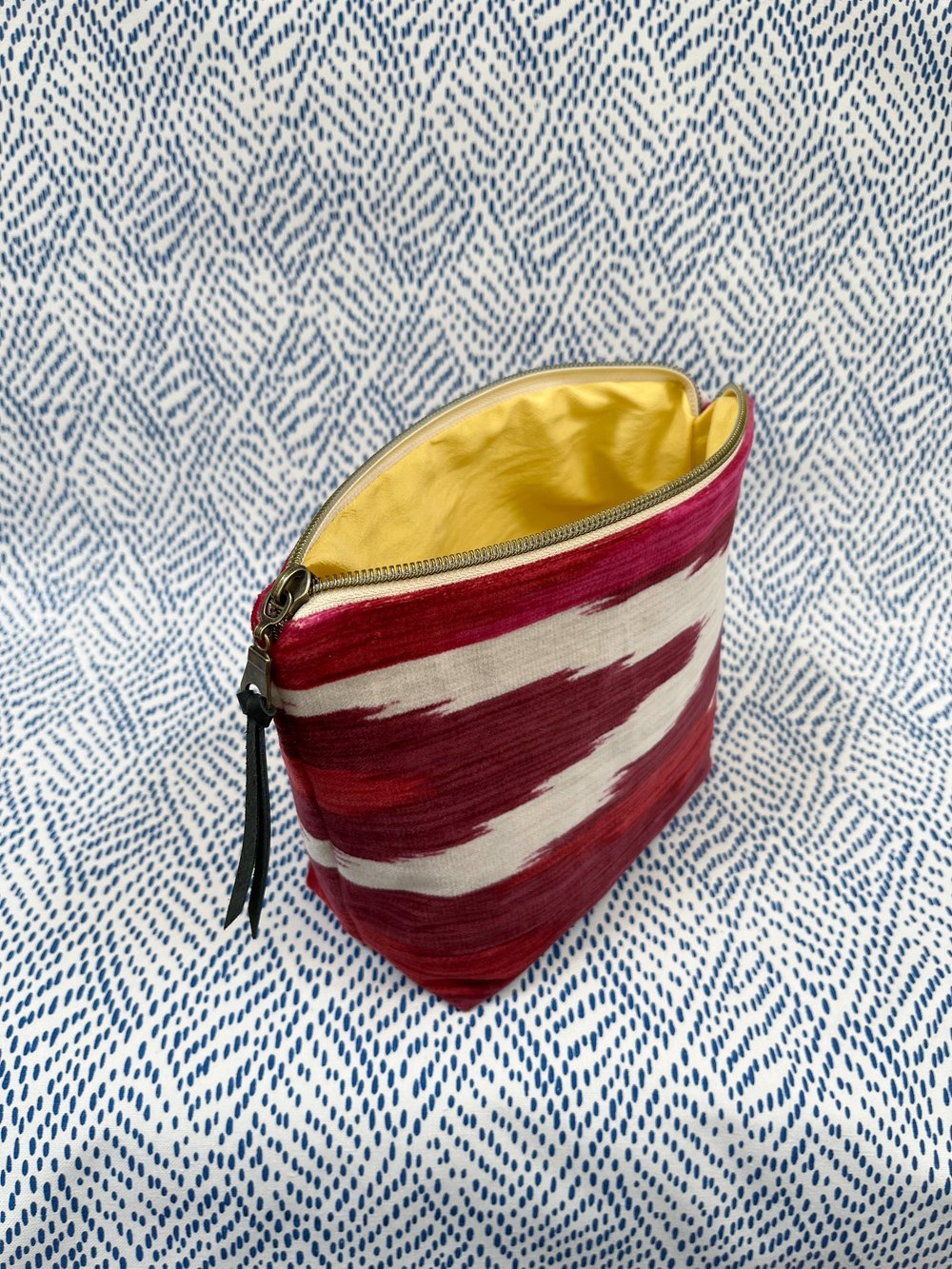 Image of Velvet Pouch