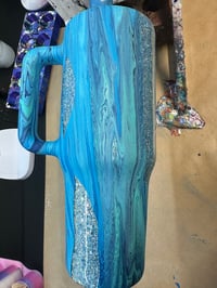 40oz blue blue glitter dirty pour 