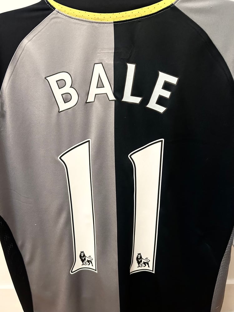 Image of Tottenham Hotspur “BALE 11” 2012/13 Third Shirt + PL patches  (XXL)