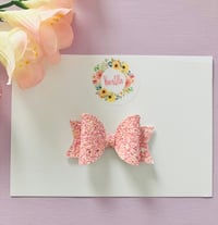 Image 1 of Pink glitter bow 