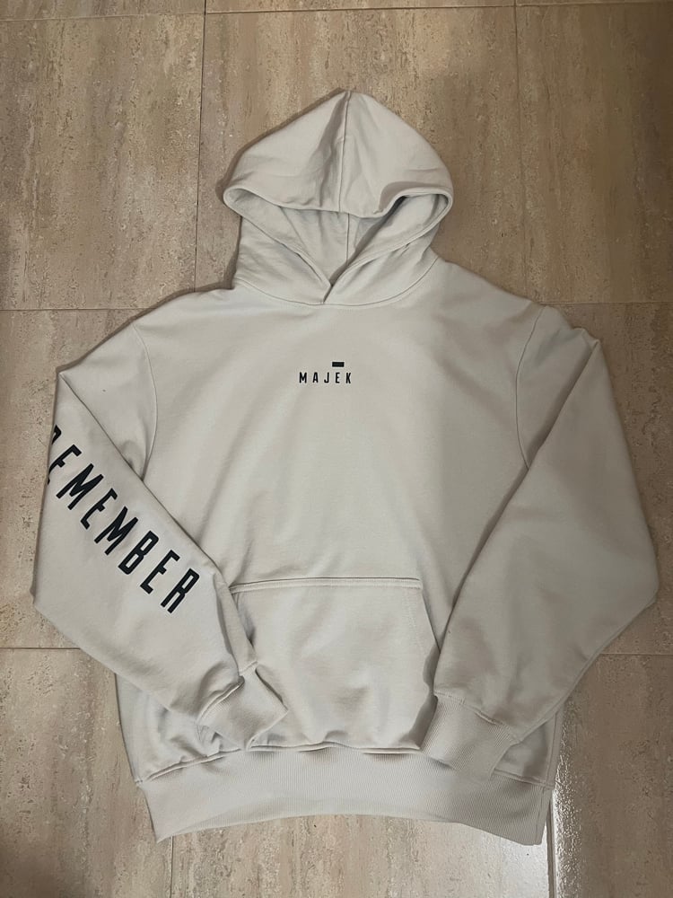 Image of MAJEK LEVEL HOODIE 02