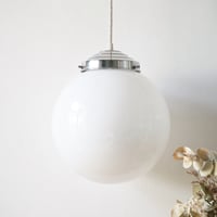 Image 6 of Suspension Opaline Blanche Grand Format 