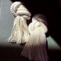 Image 3 of Nudo