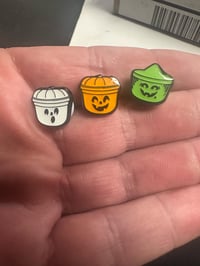 Image 2 of Halloween Bucket mini pins 