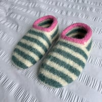 Image 3 of Felted slippers in sea green stripe with pink