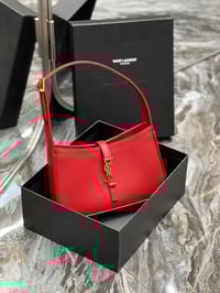 Image 4 of Y shoulder bags (many colors)