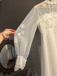 Image 9 of 1970s Simple Lace 