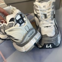 Image 4 of UNISEX STAY IN LANE RUNNERS