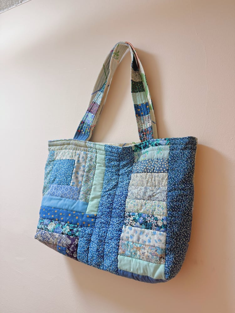 Image of Large Quilted Tote Bag — Blue Log Cabin