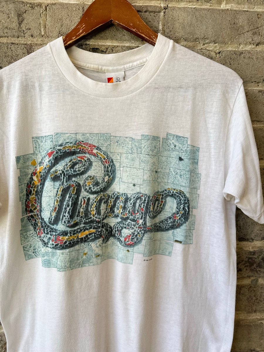 Image of 1986 Vintage “CHICAGO  WORLD TOUR 86-87” CONCERT TEE, SIZE: LARGE