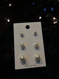 3 PIECE SET OF PEARL EARRINGS 