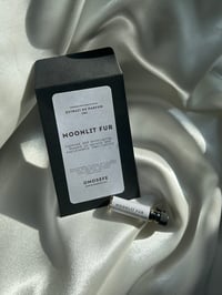 Image 3 of MOONLIT FUR | Skin Parfum