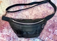 Image 2 of HIP BAG "black cat innertube"
