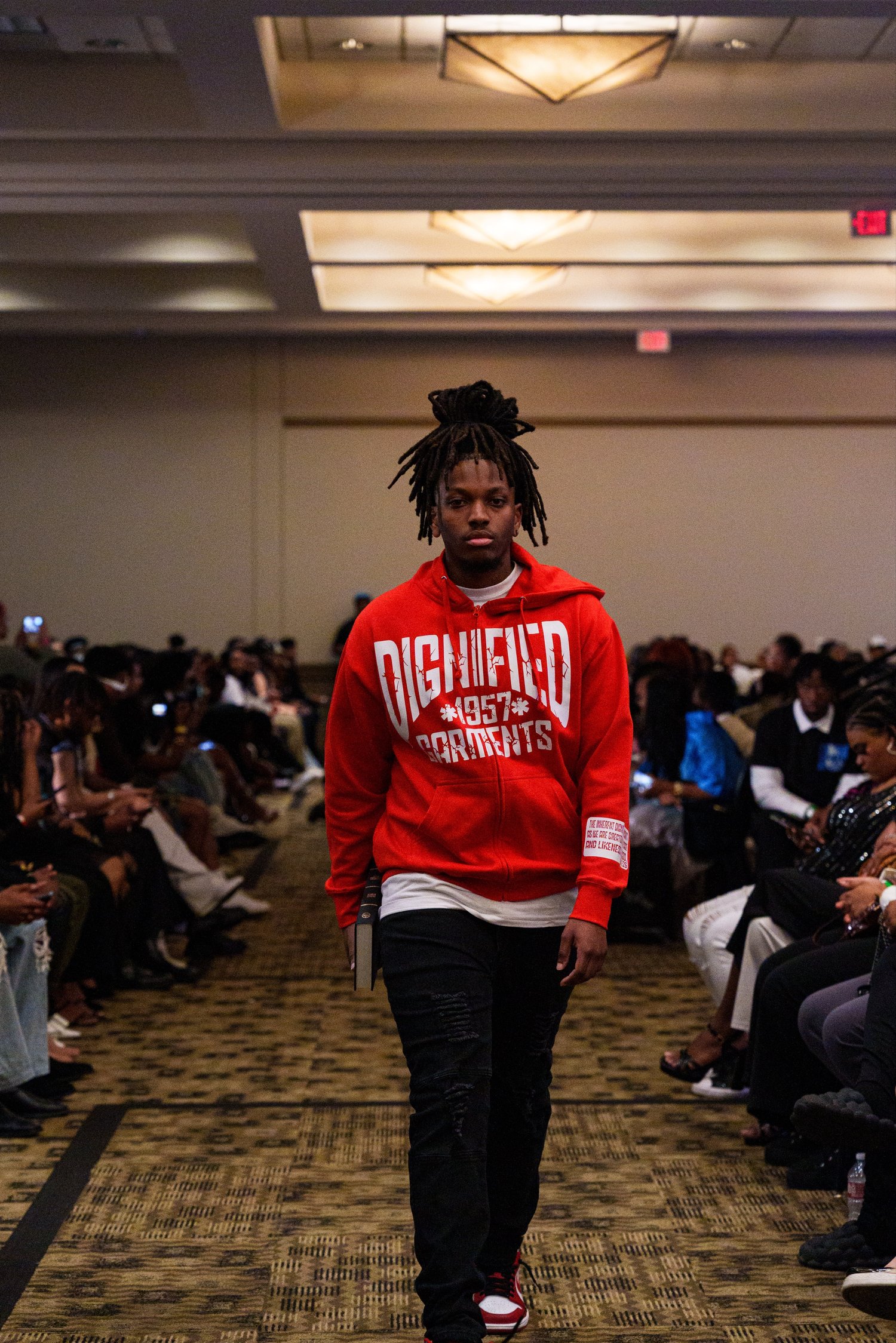 Image of Dignified Zip-up (Cherry) 