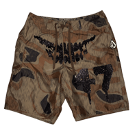 Image 1 of SZ 30 CAMO SPARKLY SMILING SHORTS (1/1)