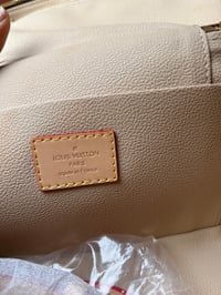 Image 7 of LV Cosmetics Case Bag