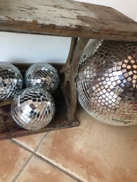 Image 1 of Boule à facettes 12 cm 