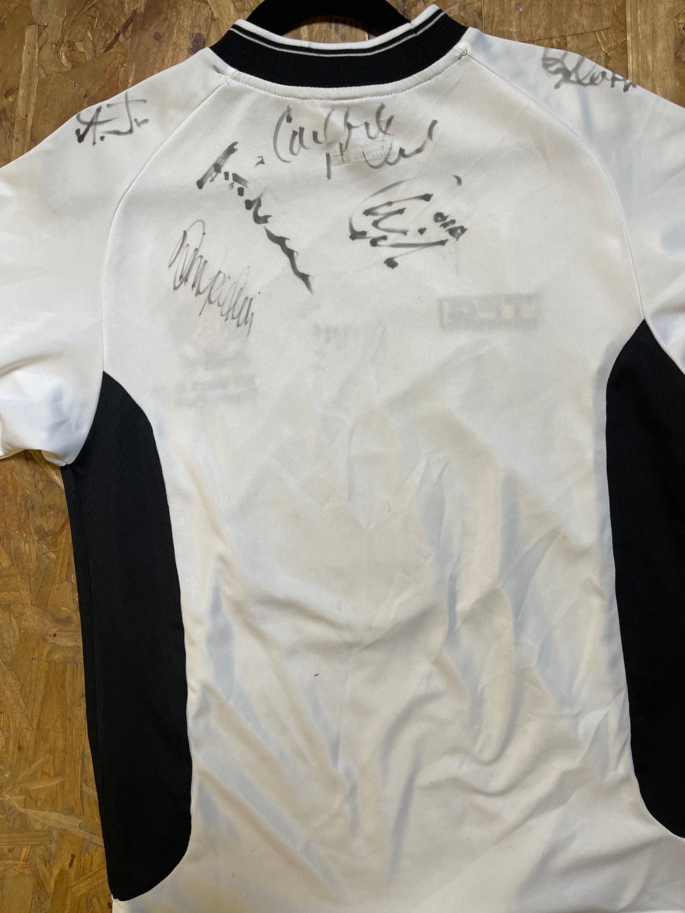 Replica 2002/03 TFG Away Shirt Signed