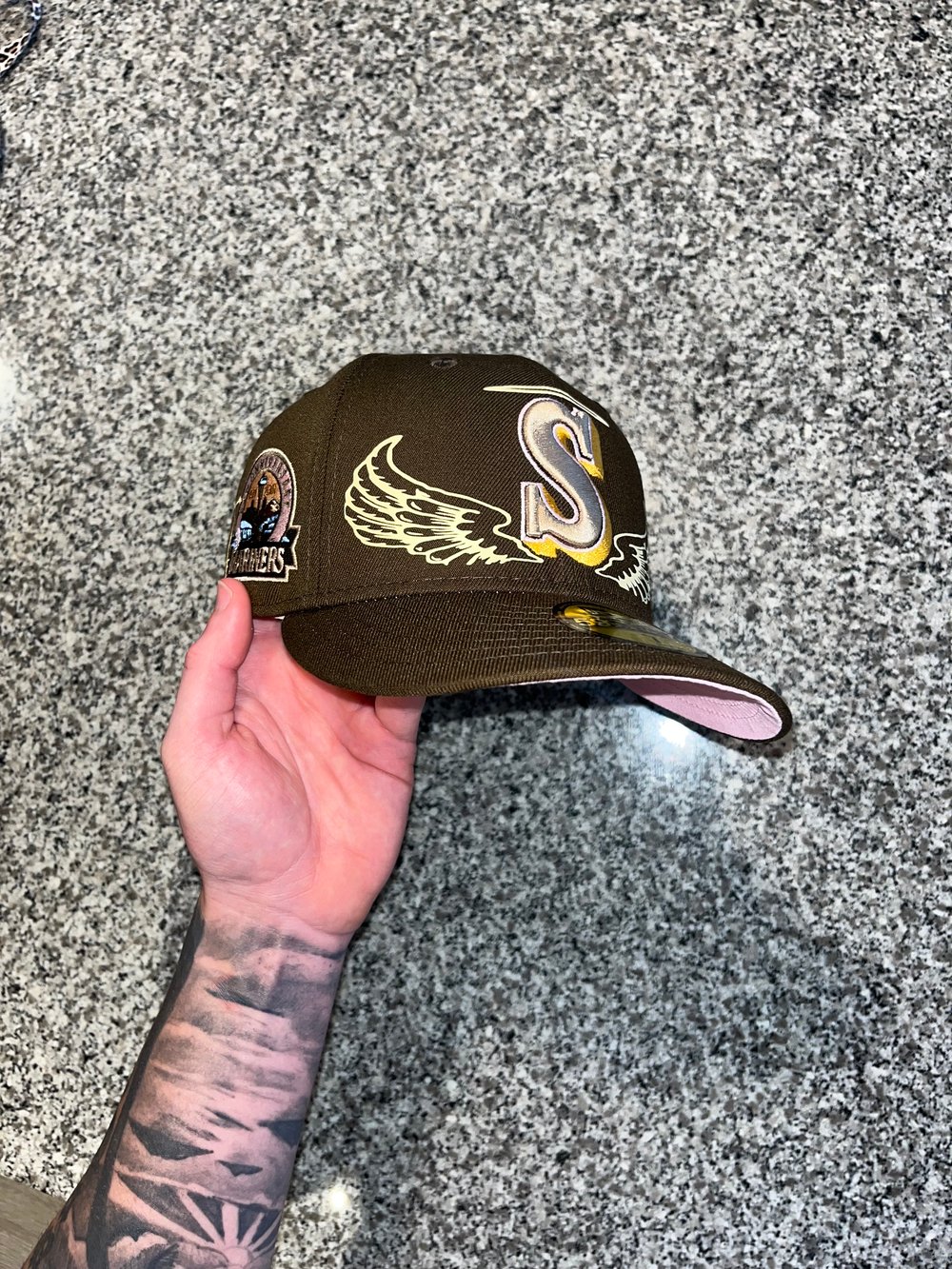 Image of  PINK BRIM BROWN TRI TONE  SEATTLE MARINERS CUSTOM FITTED CAP