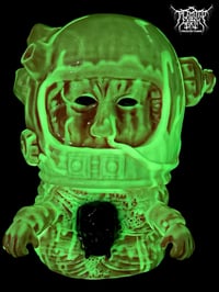 Image 4 of MOONDON 保护者 POSESSION