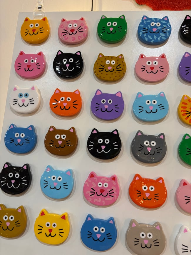 TÊTE DE CHAT EN ARGILE