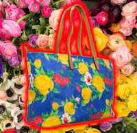 Image 3 of 💎ViNTaGe💎 MCM ❌ PHeNoMeNoN PaRaDiSo FLoRaL 💐 PRiNT ToTe 👜 BaG