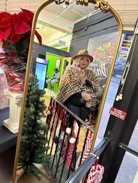 Image 4 of F..Shawl’s Be Inspired 