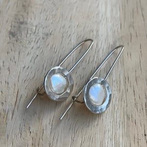 Image of Pearl earrings