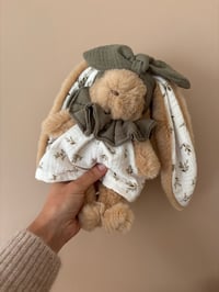 Image 1 of DOUDOU LAPIN ET SA TENUE BRANCHE DOLIVIER 