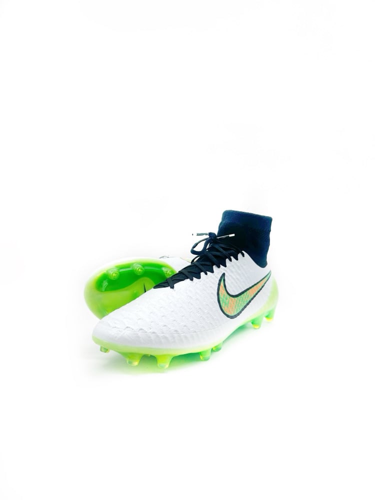 Tbtclassicfootballboots — Nike Magista Obra FG White