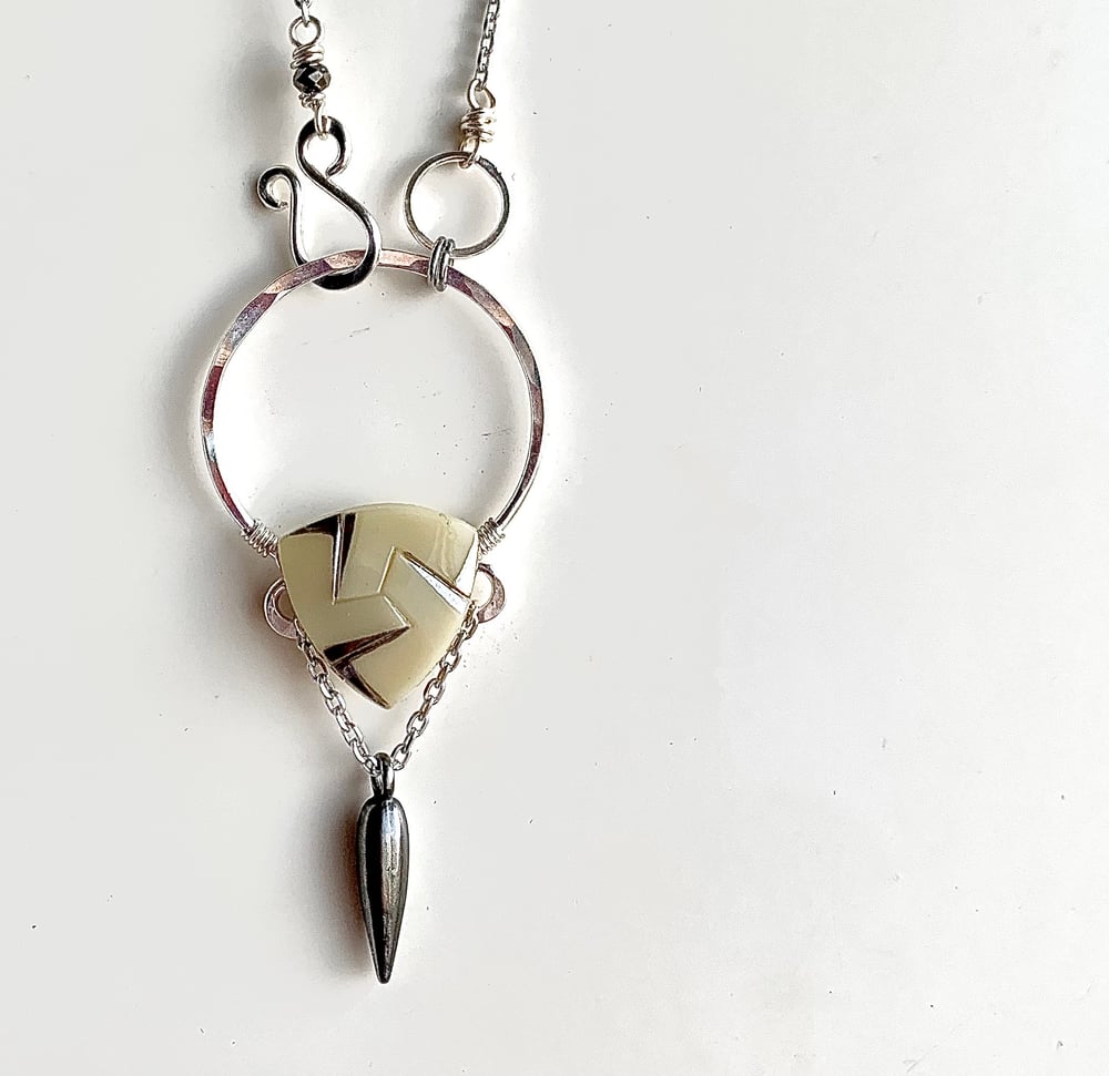 Image of "Flux” Arc Necklace