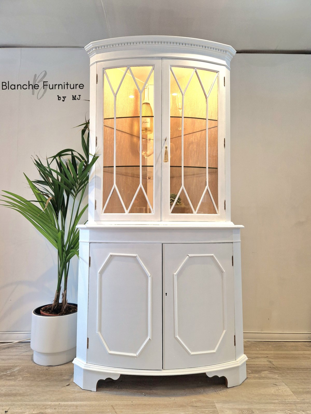 Image of Double Corner Drinks Cabinet in white with Light and Lining