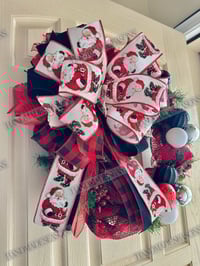Image 2 of Vintage Santa Wreath