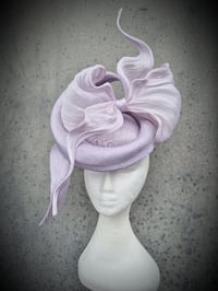 Image 1 of 'Cove Bow' in soft lilac