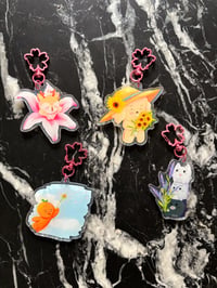 Image 3 of MINITEEN FLOWERS KEYCHAINS