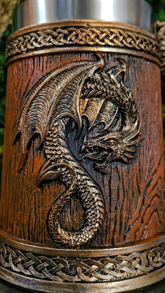 👑The Armored Kingdom Walnut Brown Battleborn Dragon Mug