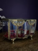 Exceptionnel grand coffre/ reliquaire en verre biseauté, XIXème siècle 