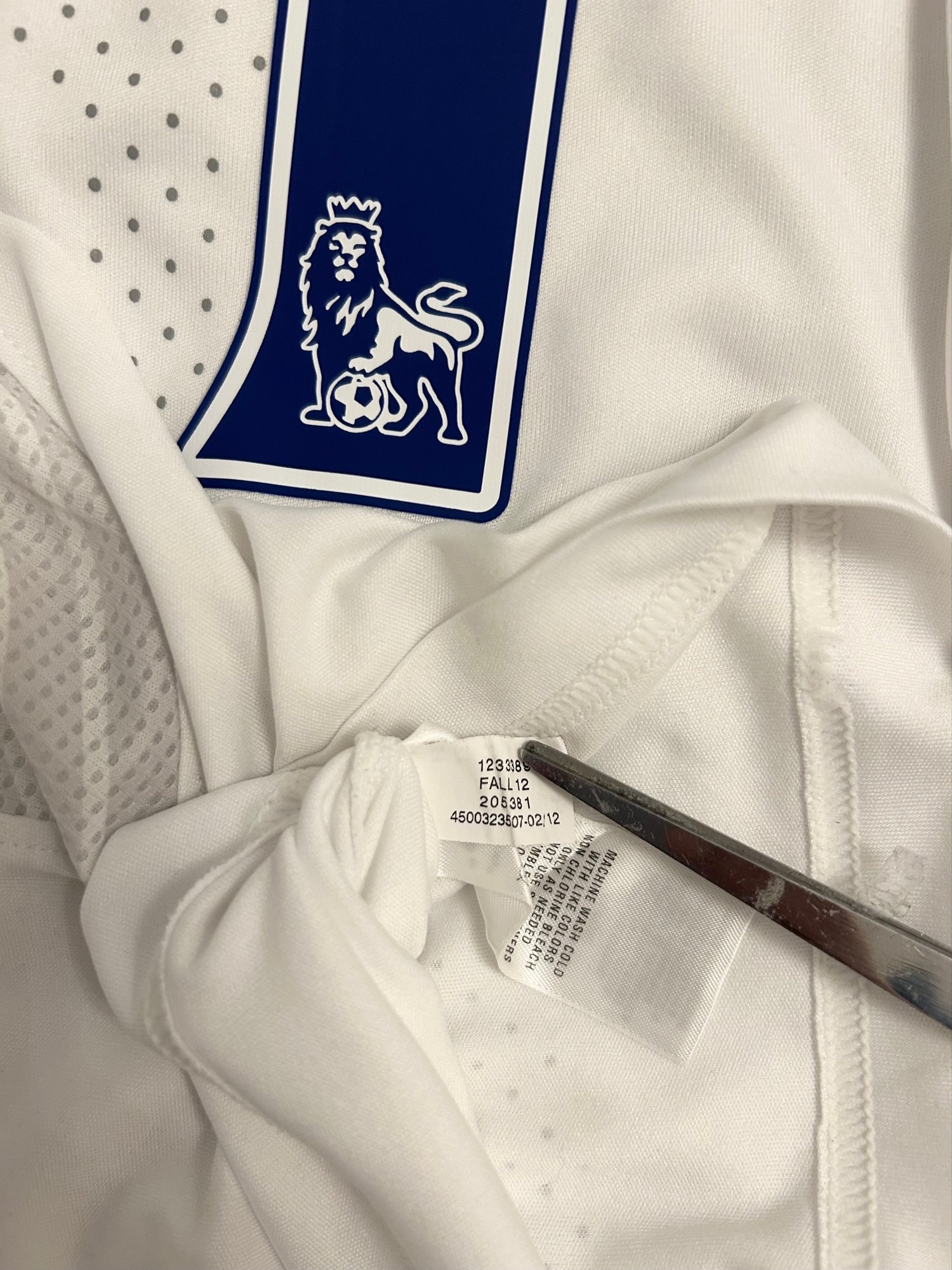 Image of Tottenham Hotspur “BALE 11” 2012/13 LS Home Shirt + patches (S)