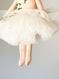 Image 4 of Floral Collection Little Doll Ivy
