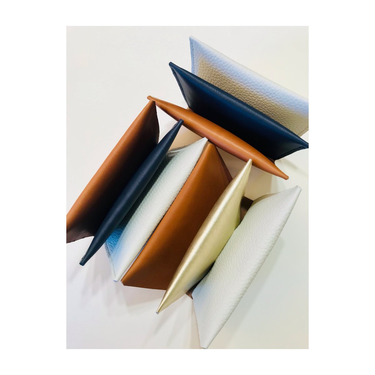 PONY GOLD/CREME/BLEU MARINE