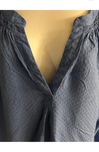 Image 8 of New XXL Crown & Ivy top #783*8