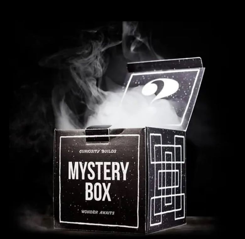 Image of Pelican Mystery Box