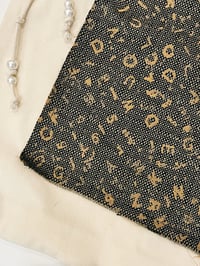 Image 3 of Sac Tapisserie alphabet en crème // Alphabet Tapestry Tote in Creme