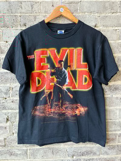Image of 2001 Vintage “EVIL DEAD” HORROR MOVIE PROMO TEE, SIZE: MEDIUM