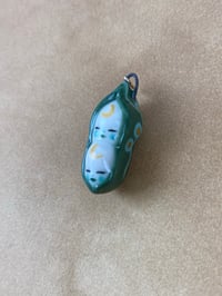 Image 3 of Bebe Pea Pod - Gold Lustre *SECOND*